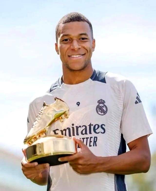 老当益壮，奥巴梅扬实现职业生涯400球里程碑